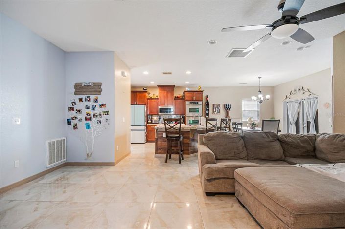 Image No.7-3 Bed House for sale