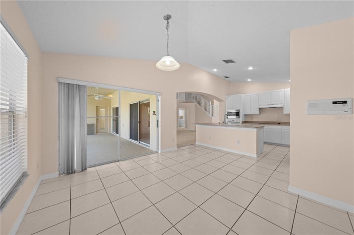 Image No.30-5 Bed House for sale