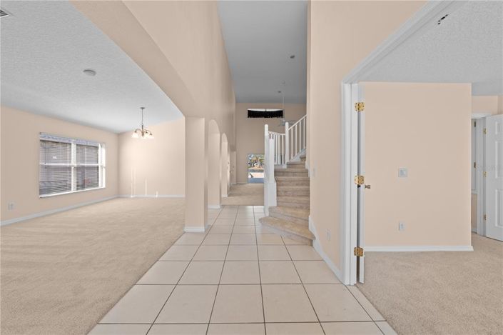 Image No.57-5 Bed House for sale