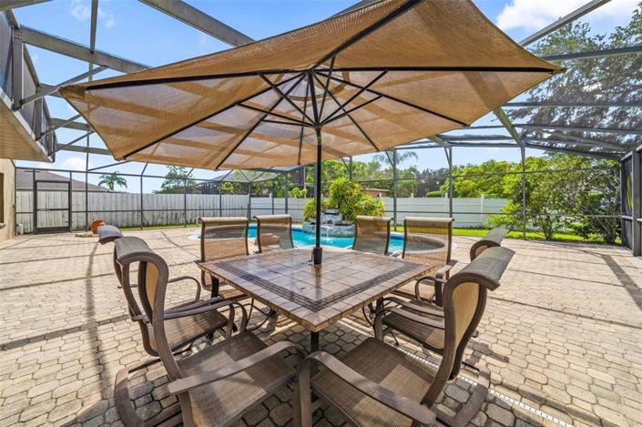 Image No.10-4 Bed House for sale