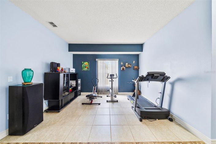 Image No.21-4 Bed House for sale