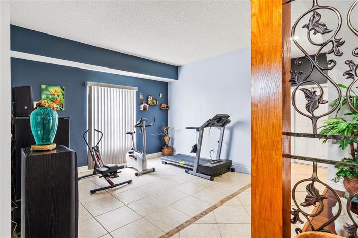 Image No.22-4 Bed House for sale