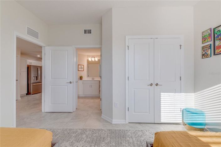 Image No.25-3 Bed Apartment for sale