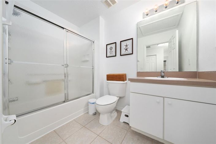 Image No.19-4 Bed Townhouse for sale