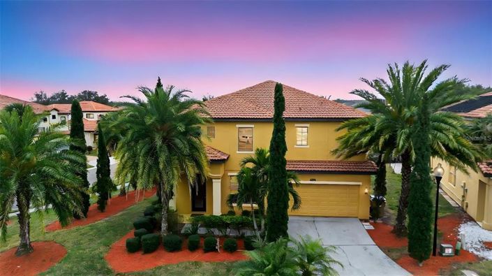 Image No.2-4 Bed House for sale