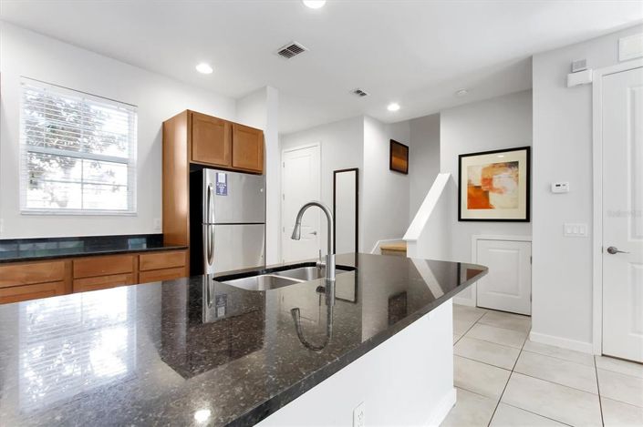 Image No.9-Maison de ville de 2 chambres à vendre à Saint John