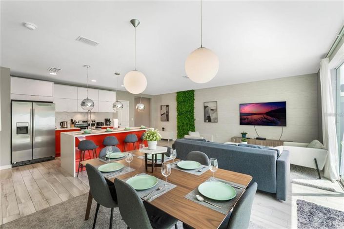 Image No.7-4 Bed Townhouse for sale