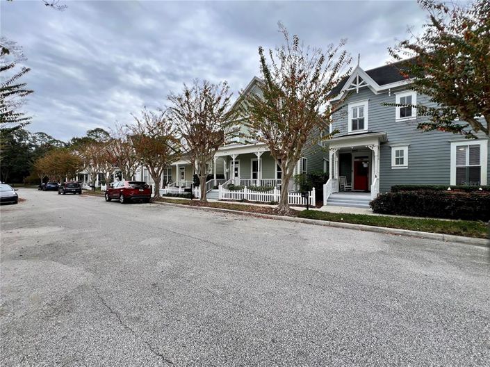 Image No.38-5 Bed House for sale