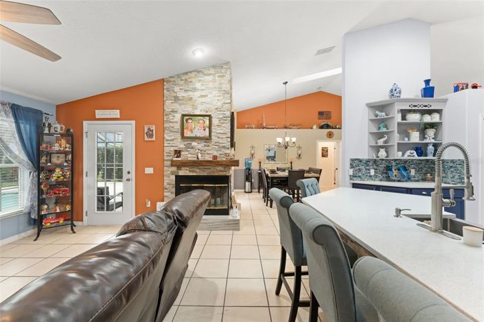 Image No.18-3 Bed House for sale