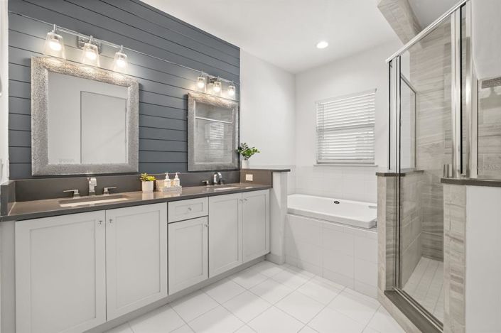 Image No.16-6 Bed House for sale