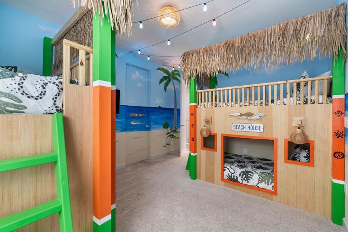 Image No.25-6 Bed House for sale