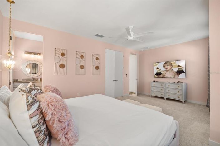 Image No.29-6 Bed House for sale