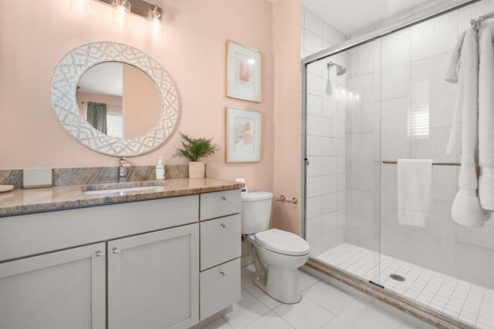 Image No.30-6 Bed House for sale