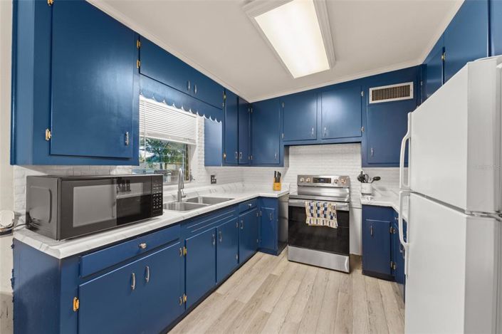 Image No.11-4 Bed House for sale