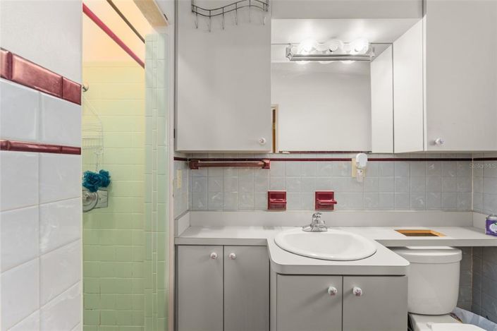 Image No.21-4 Bed House for sale