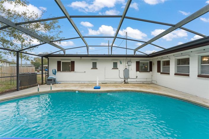 Image No.42-4 Bed House for sale