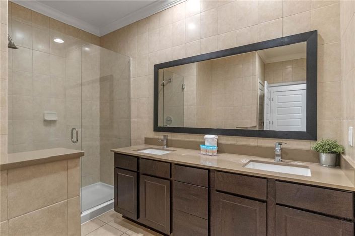 Image No.17-2 Bed Townhouse for sale