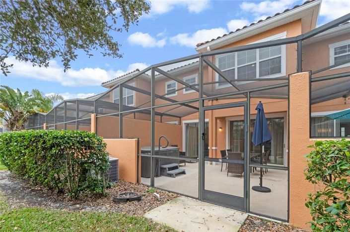 Image No.23-2 Bed Townhouse for sale