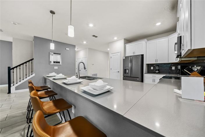 Image No.14-8 Bed House for sale