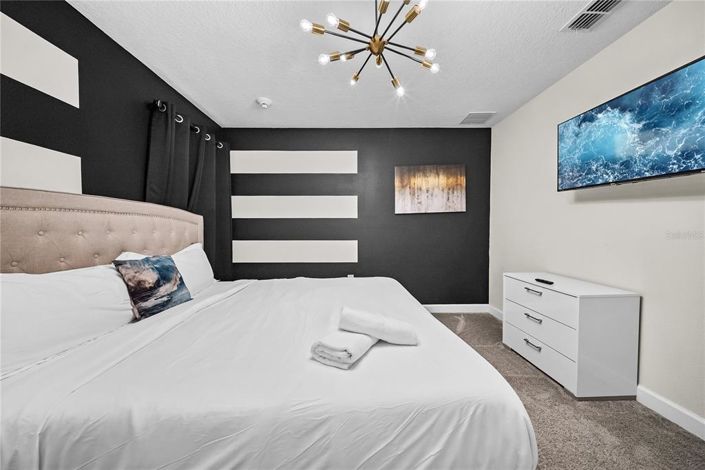 Image No.46-8 Bed House for sale