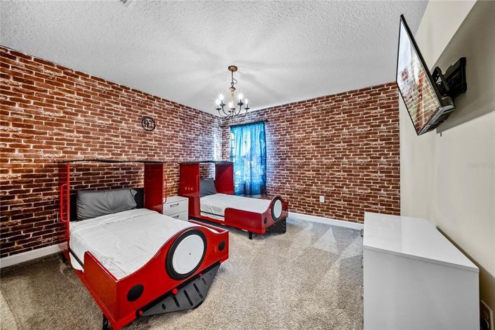 Image No.59-8 Bed House for sale