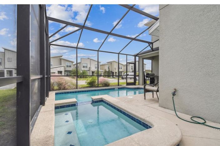 Image No.40-5 Bed House for sale