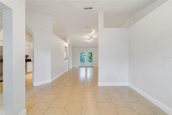 Image No.14-3 Bed House for sale