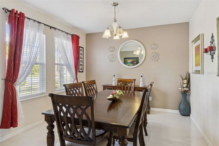 Image No.6-3 Bed House for sale