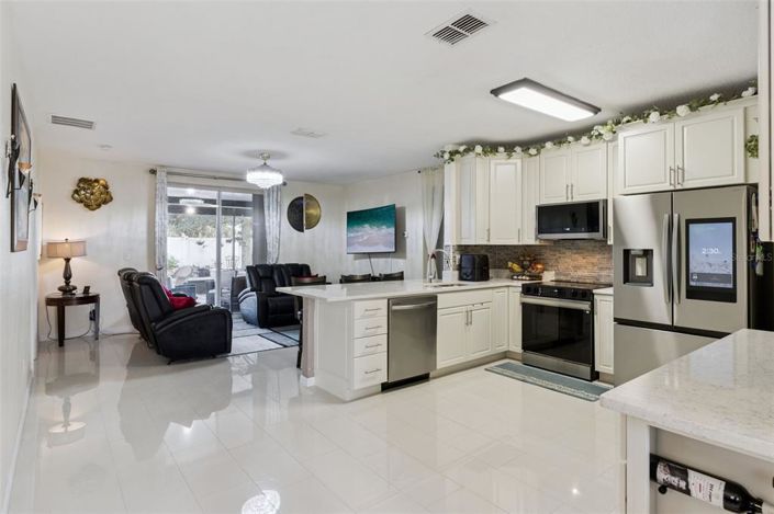 Image No.7-3 Bed House for sale