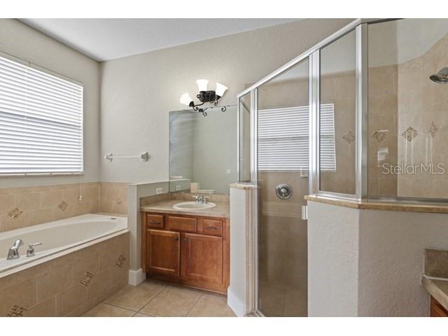 Image No.26-3 Bed House for sale