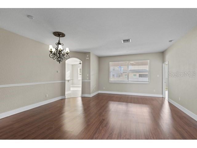 Image No.7-3 Bed House for sale