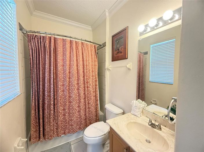 Image No.22-7 Bed House for sale