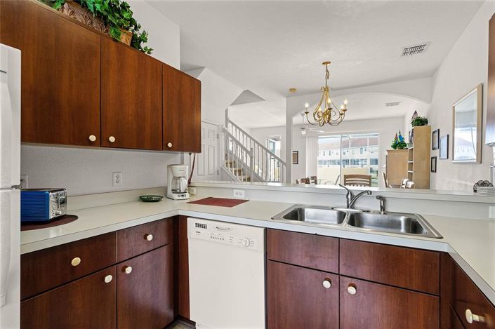 Image No.13-3 Bed Townhouse for sale