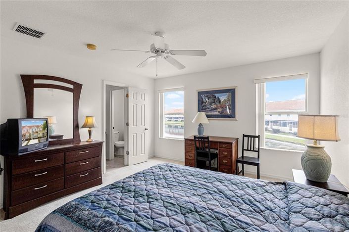 Image No.20-3 Bed Townhouse for sale