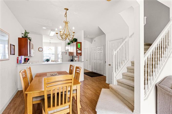 Image No.6-3 Bed Townhouse for sale