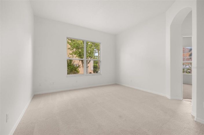 Image No.11-4 Bed House for sale