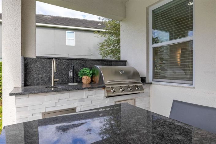 Image No.54-5 Bed House for sale