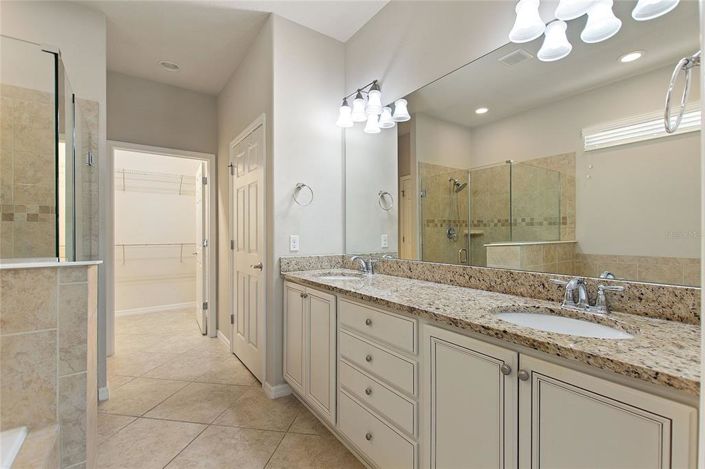 Image No.16-3 Bed House for sale