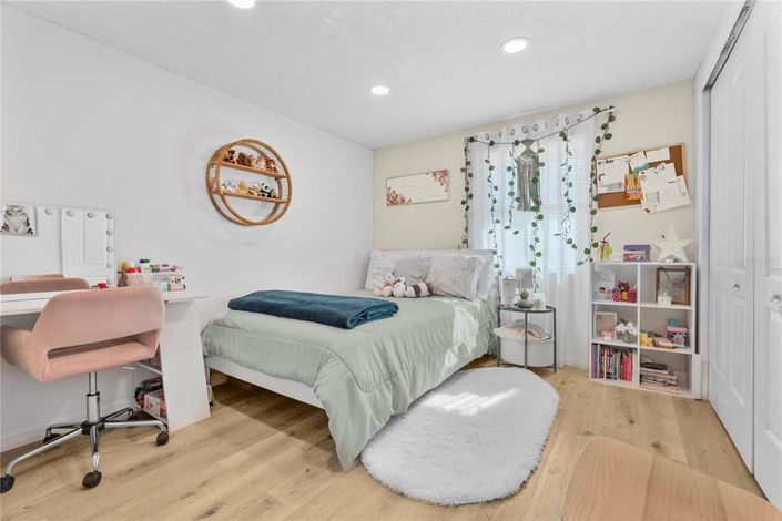 Image No.15-3 Bed House for sale