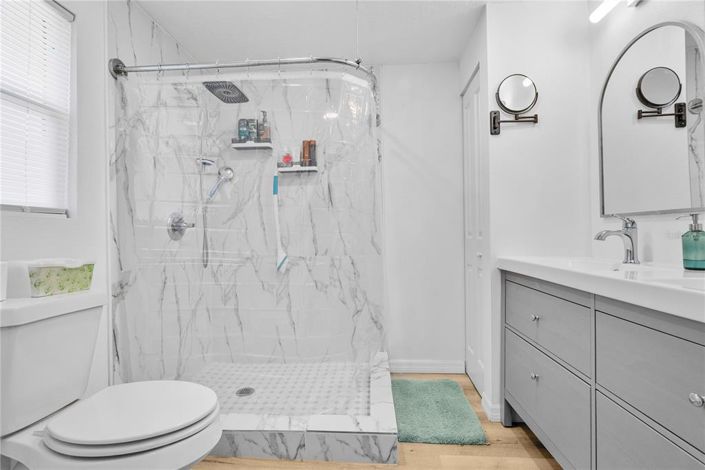 Image No.22-3 Bed House for sale