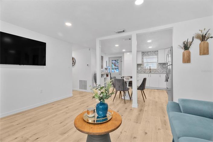 Image No.5-3 Bed House for sale