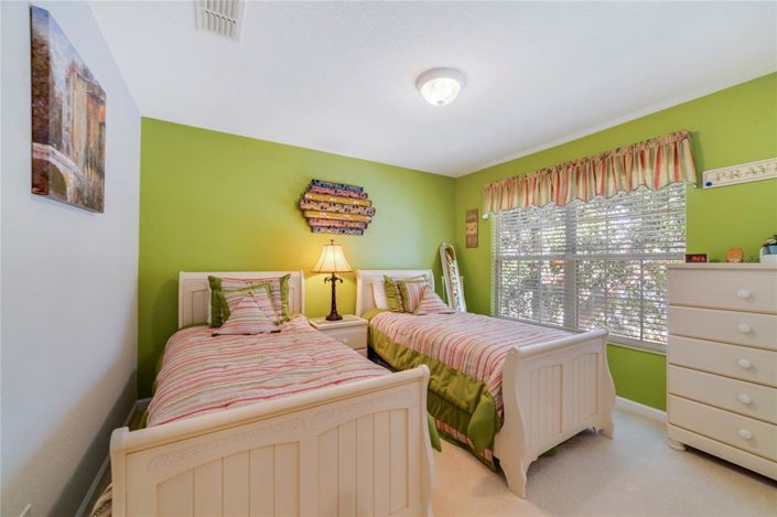 Image No.14-6 Bed House for sale