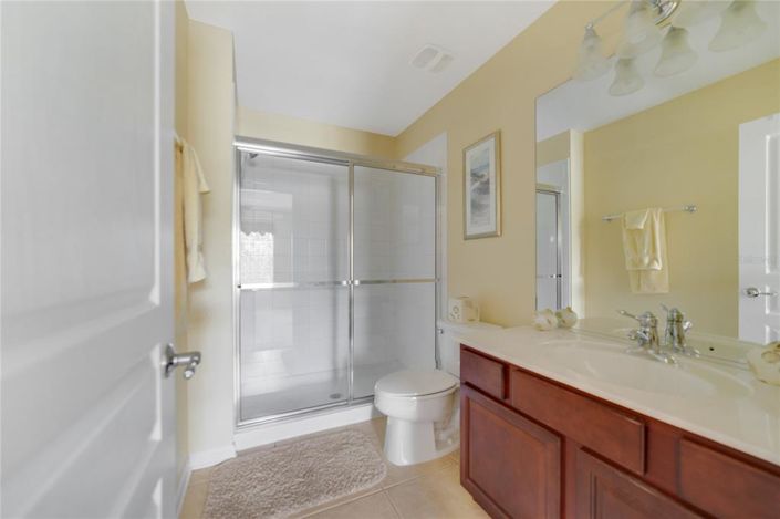 Image No.16-6 Bed House for sale