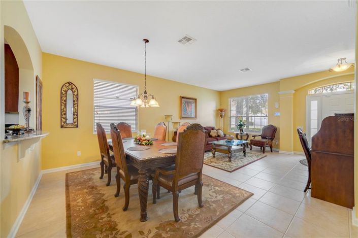 Image No.4-6 Bed House for sale