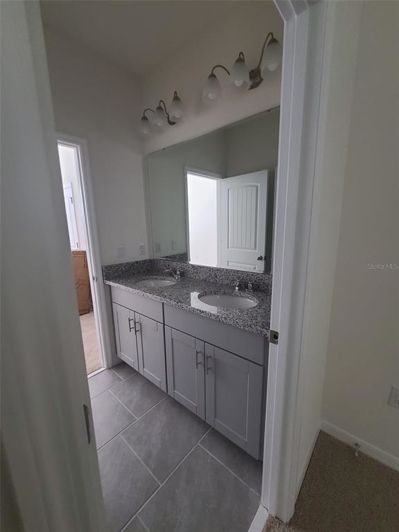 Image No.33-4 Bed House for sale