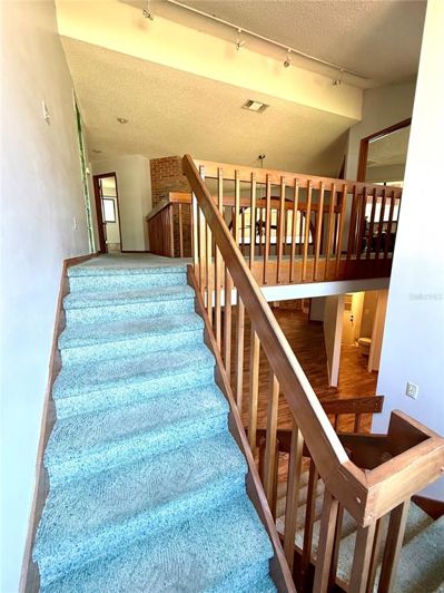 Image No.21-4 Bed House for sale