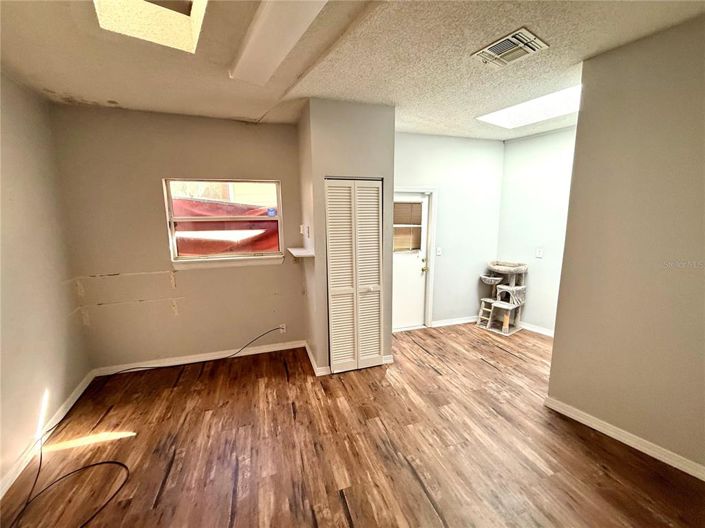 Image No.45-4 Bed House for sale