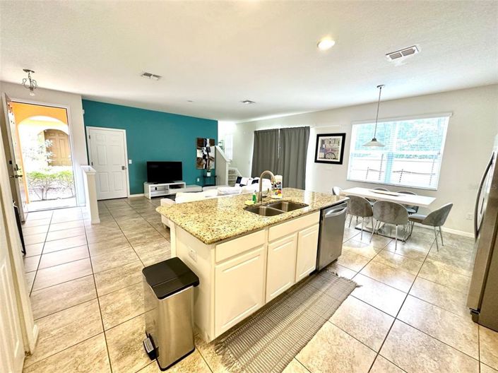 Image No.7-Maison de ville de 4 chambres à vendre à Saint John