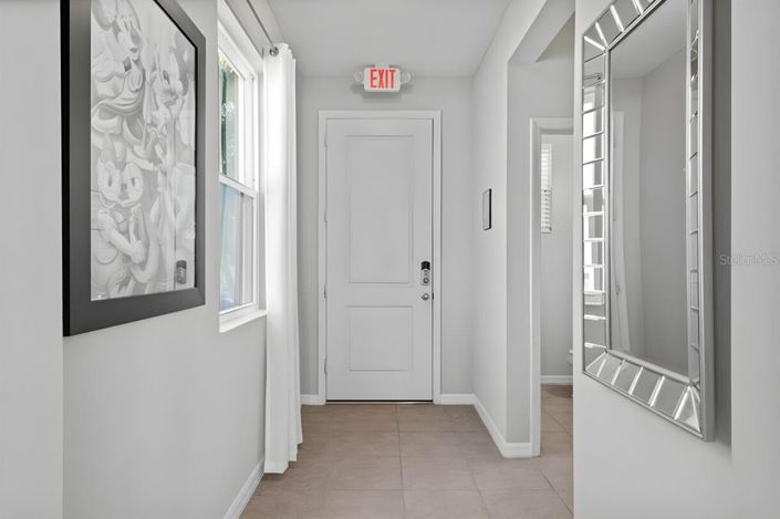 Image No.19-4 Bed Townhouse for sale