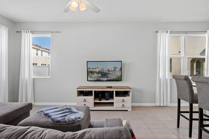 Image No.21-4 Bed Townhouse for sale